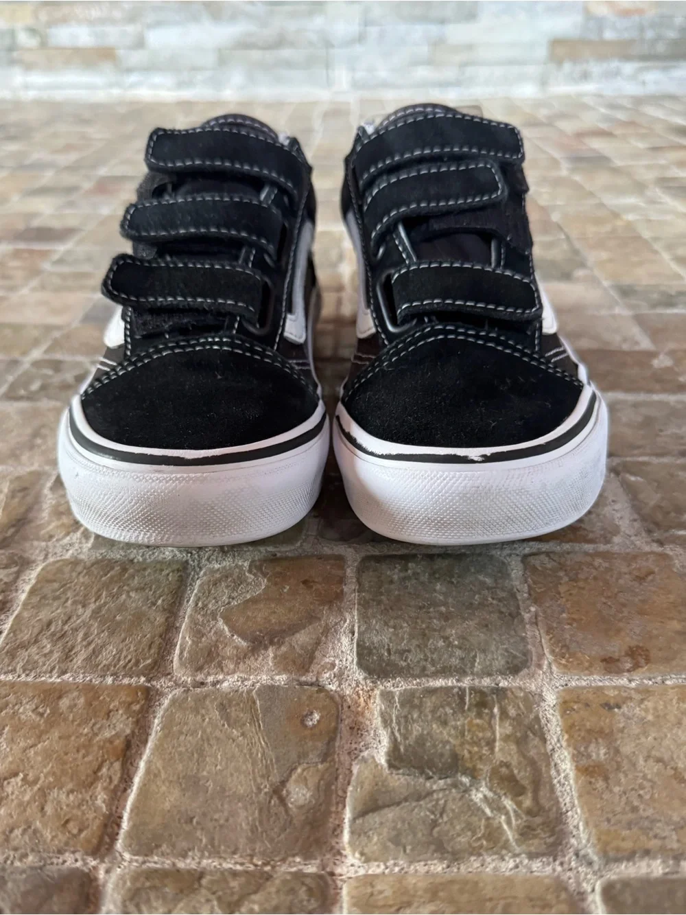 Vans Old Skool Velcro Sneakers in Black and White